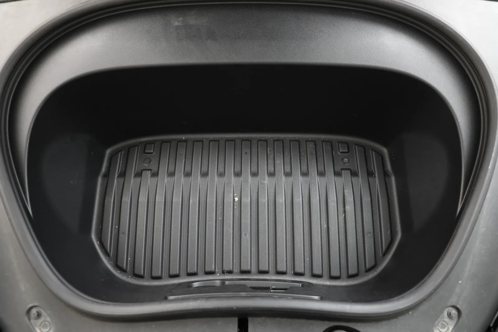 Tesla Model 3 LONG RANGE AWD 2025 – bilde 32 av 33