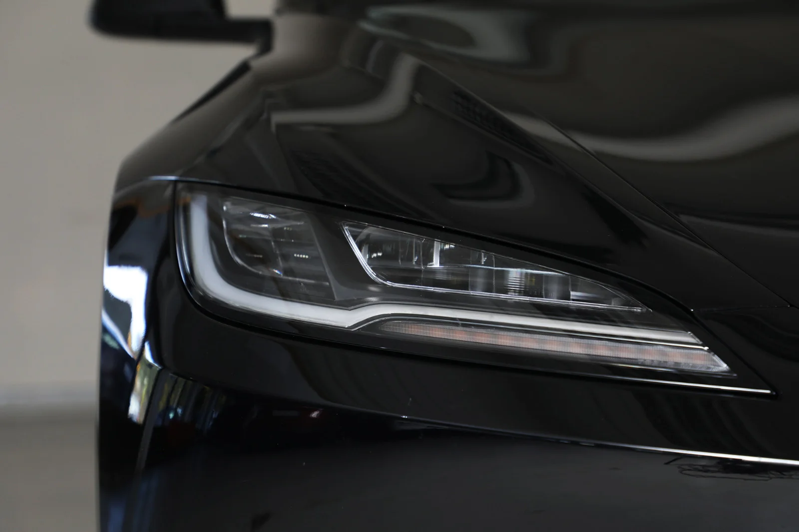 Tesla Model 3 LONG RANGE AWD 2025 – bilde 14 av 33
