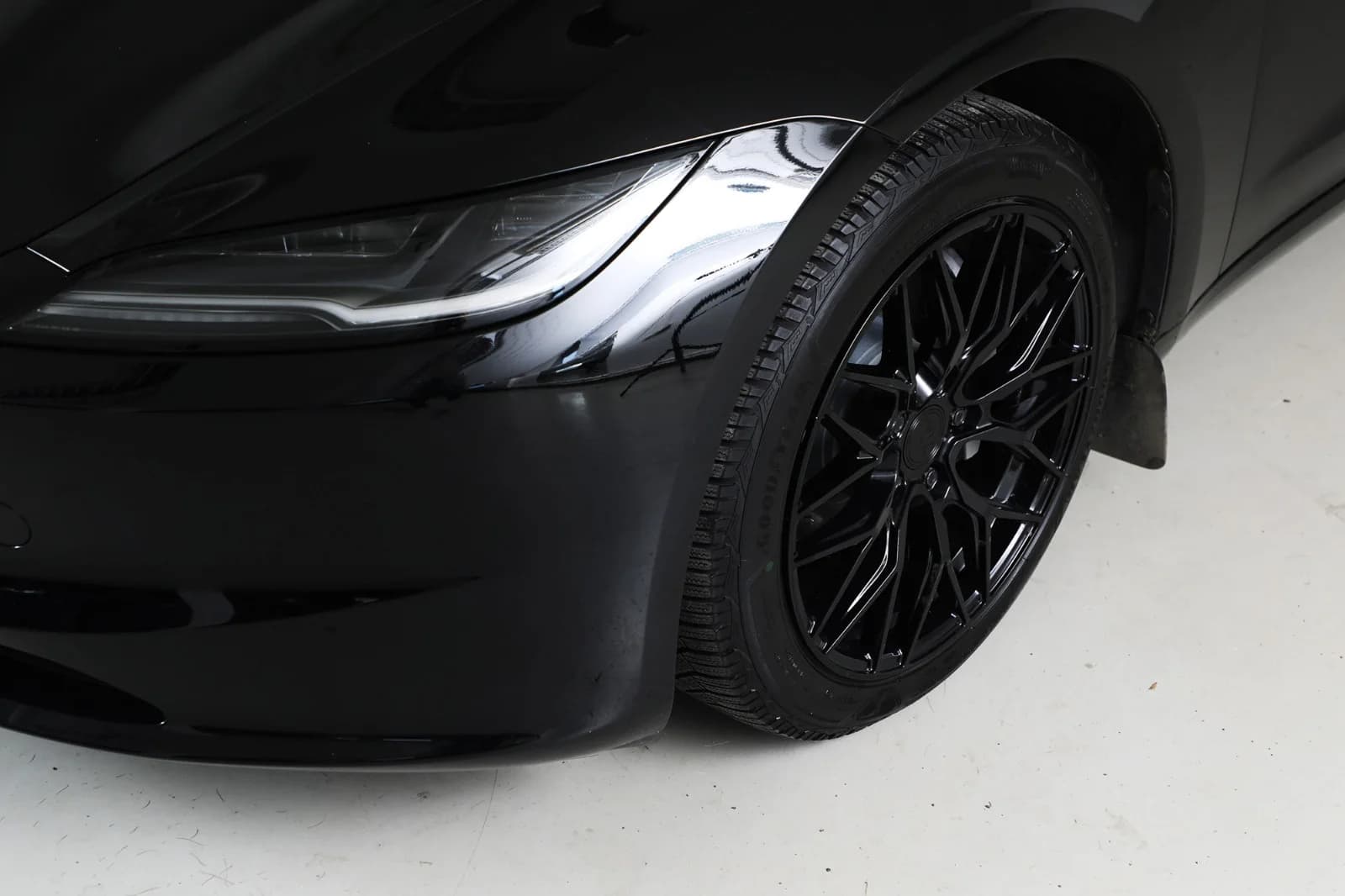 Tesla Model 3 LONG RANGE AWD 2025 – bilde 12 av 33