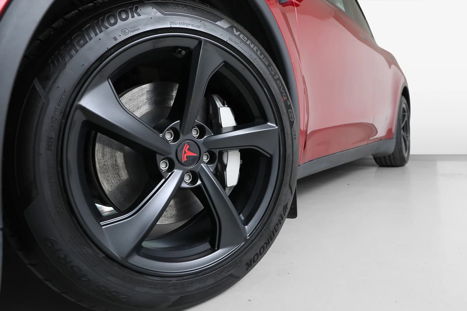 Tesla Model Y LONG RANGE AWD 2026 – bilde 12 av 31
