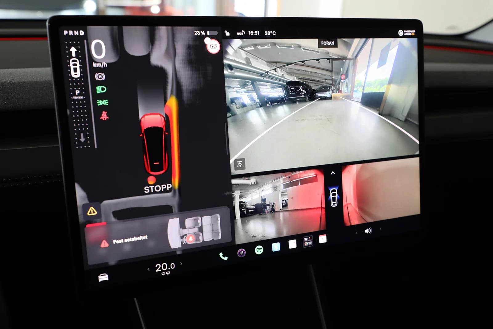 Tesla Model Y LONG RANGE AWD 2026 – bilde 22 av 31