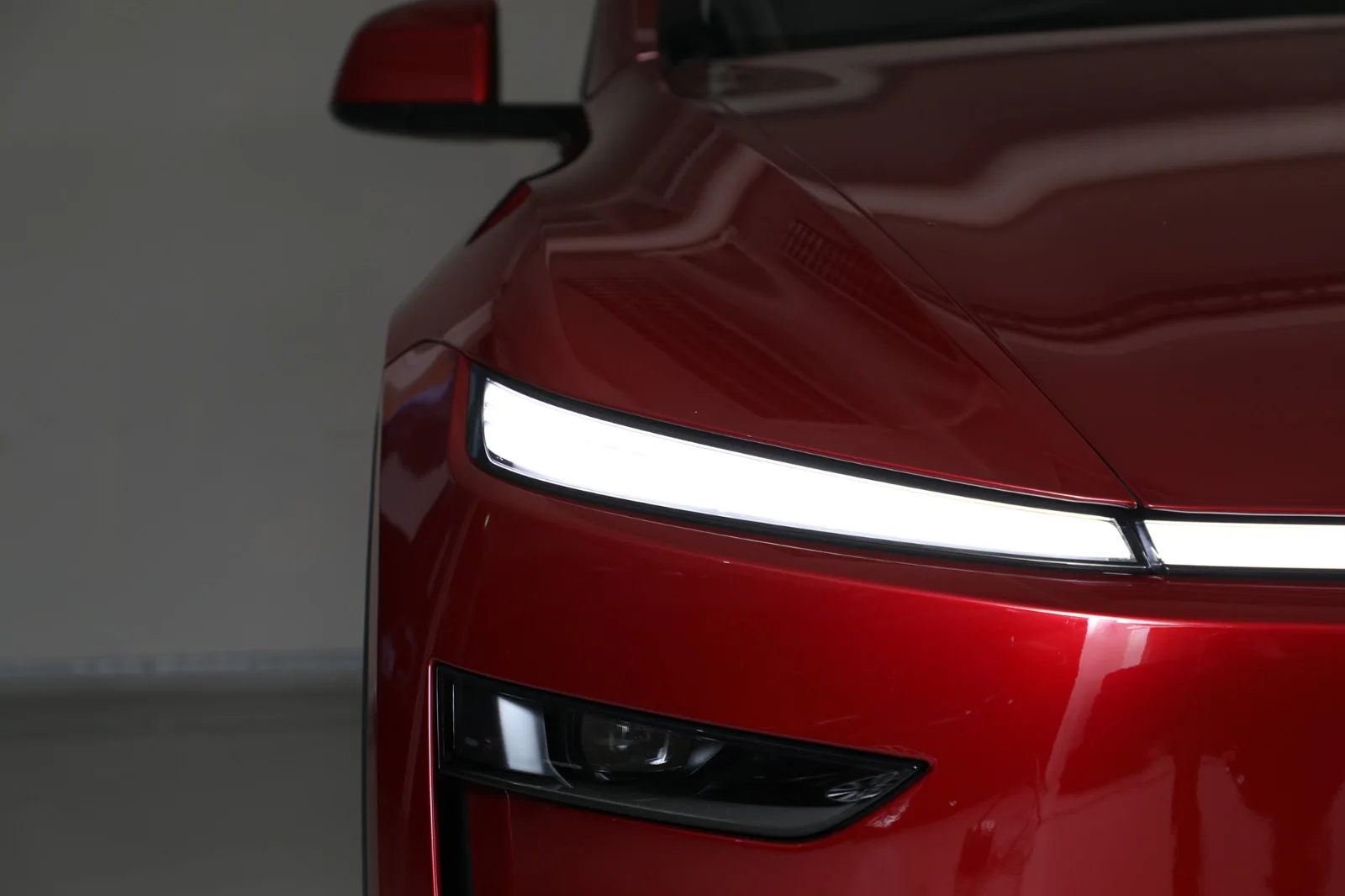 Tesla Model Y LONG RANGE AWD 2025 – bilde 14 av 32
