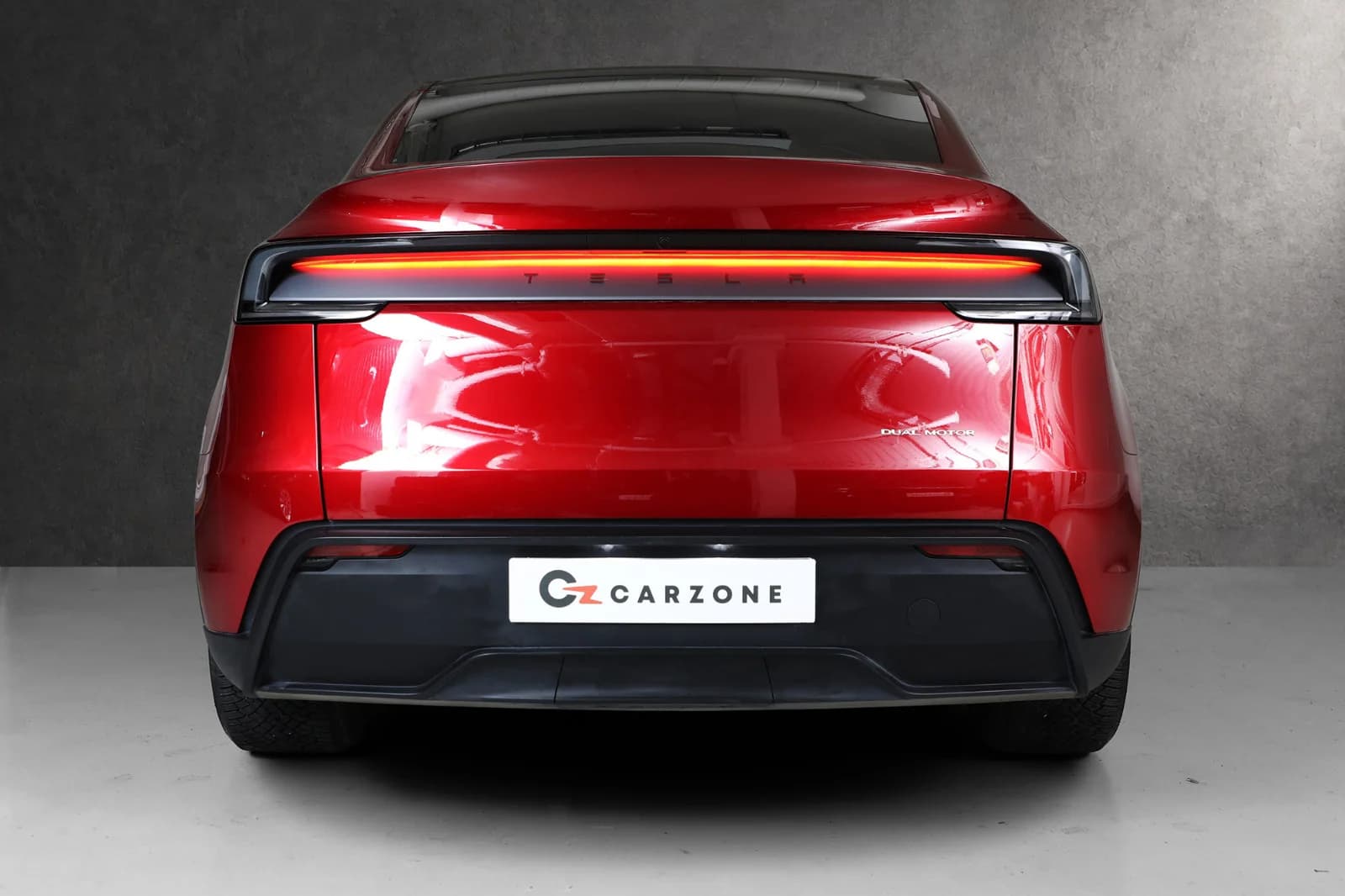 Tesla Model Y LONG RANGE AWD 2025 – bilde 5 av 32