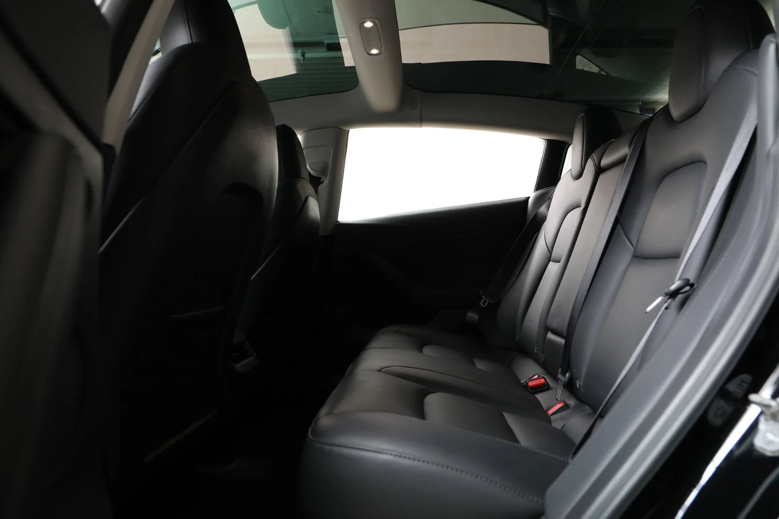 Tesla Model 3 SR+ 2021 – bilde 10 av 26