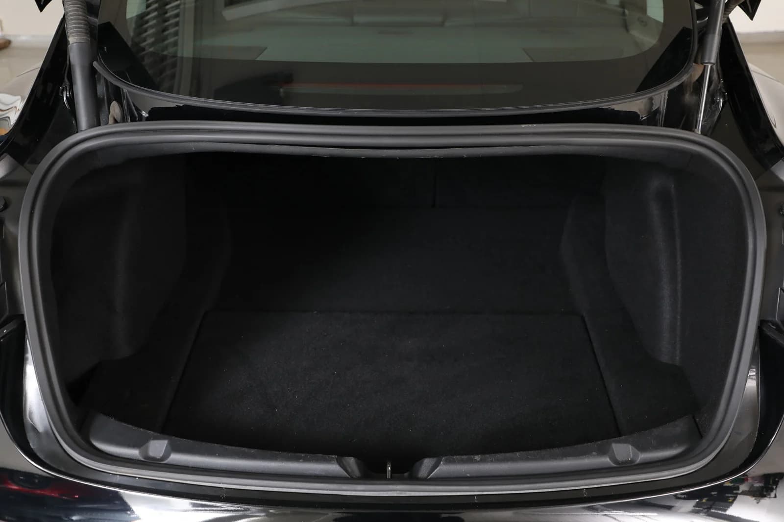 Tesla Model 3 SR+ 2021 – bilde 23 av 26