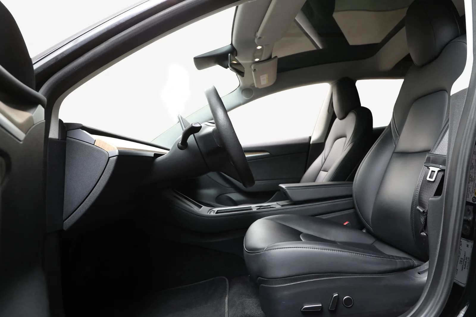 Tesla Model 3 SR+ 2021 – bilde 8 av 26
