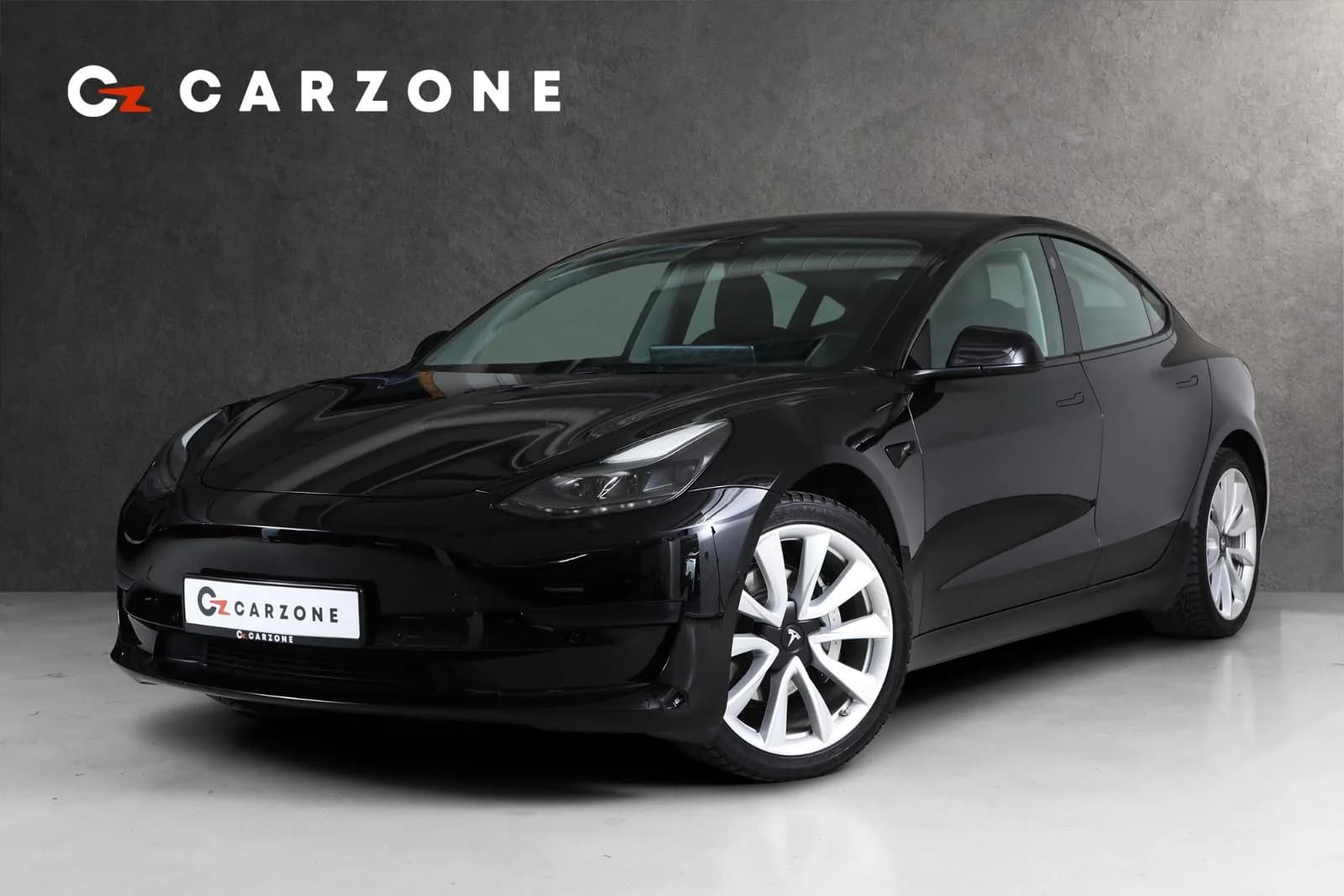 Tesla Model 3 SR+ 2021 – bilde 1 av 26